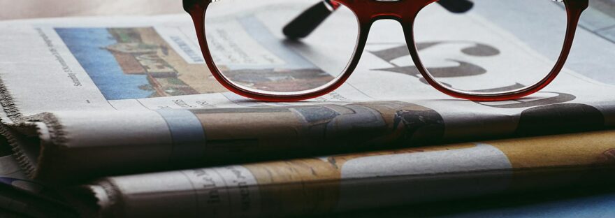 black and red frame eyeglasses